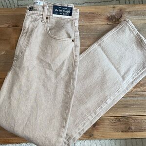 Women’s Abercrombie and Fitch Curve Love Straight Jeans